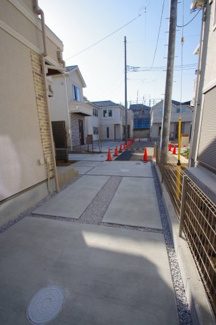 【駐車場】 | 【仲介手数料無料！！】稲城市坂浜　新築戸建て（全11棟）8号棟　5080万円