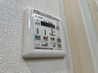 【設備】 | Quintet NAMBA | Quintet NAMBA　浴室暖房乾燥機