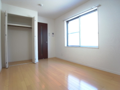 【寝室】 | リブリ・三ッ沢フラッツ