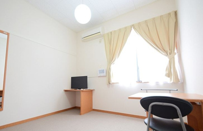 【居間・リビング】 | レオパレスＫＩＺＵＫＩⅡ