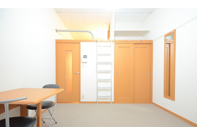 【寝室】 | レオパレスＫＩＺＵＫＩⅡ