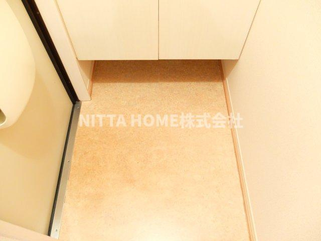 コンフォール・ヴィラＢ棟の玄関|きれいな玄関でうれしいですね◆