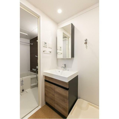 【独立洗面台】 | ラクラス中野富士見町 | 嬉しい独立洗面台付き。