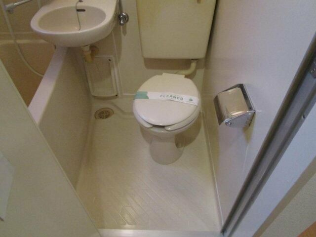 コモドスクウエア北新宿の浴室