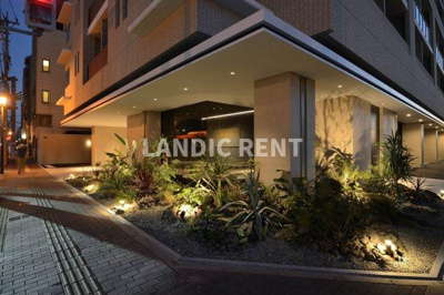 【エントランス】 | エンクレスト天神LINK