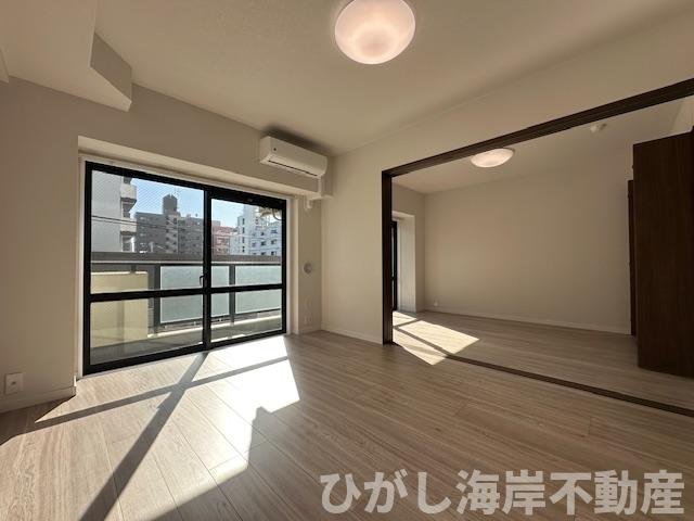 クリオ平塚十番館のダイニング|新規リフォーム完了！　11.5帖　LDK