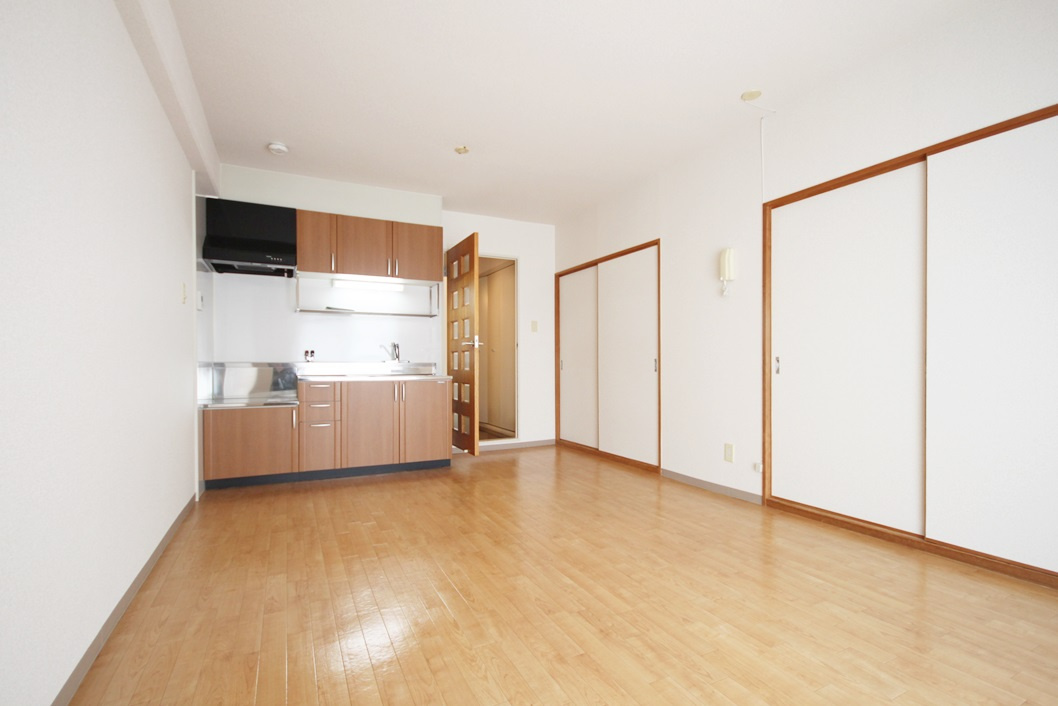 グランドゥール平井の居間・リビング