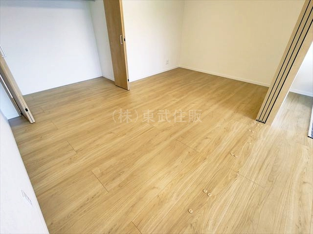 【寝室】の画像