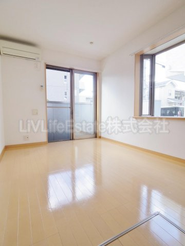 THホームの居間・リビング