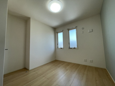 【洋室】 | シューティングスター