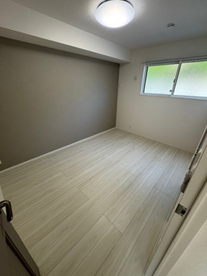 【洋室】 | ロイヤルステージ国屋町