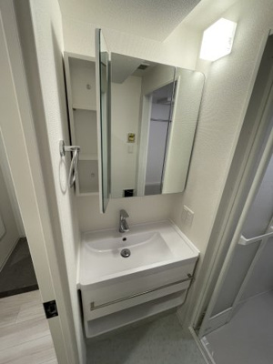 【独立洗面台】 | セレニテ本町リアン | セレニテ本町リアン　独立洗面台