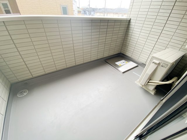 ラポーム北戸田のバルコニー