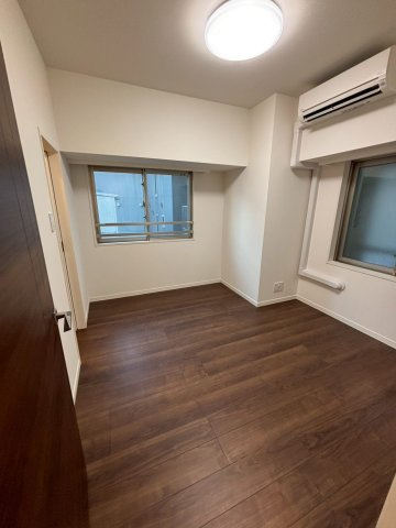 ライトテラス新宿御苑の洋室