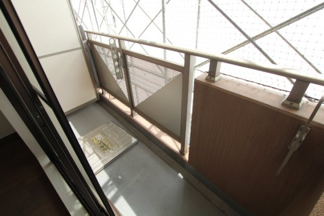 【バルコニー】