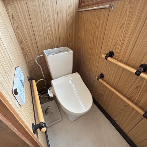 登別市柏木町２丁目14-8戸建のトイレ