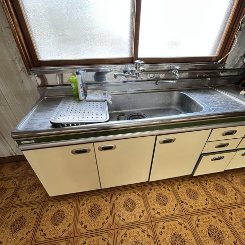 登別市柏木町２丁目14-8戸建のキッチン