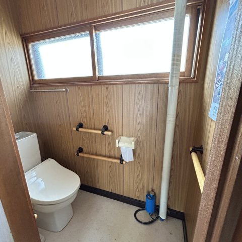 登別市柏木町２丁目14-8戸建のトイレ