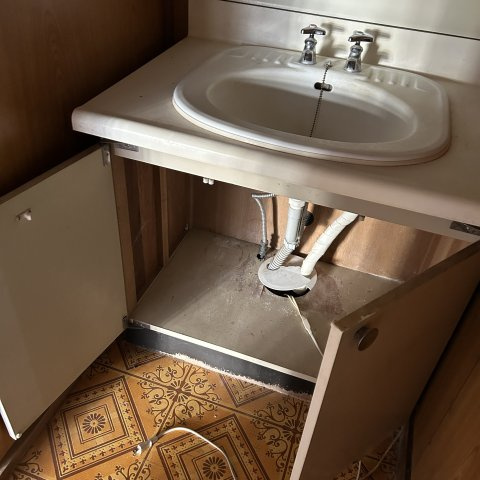 登別市柏木町２丁目14-8戸建の独立洗面台