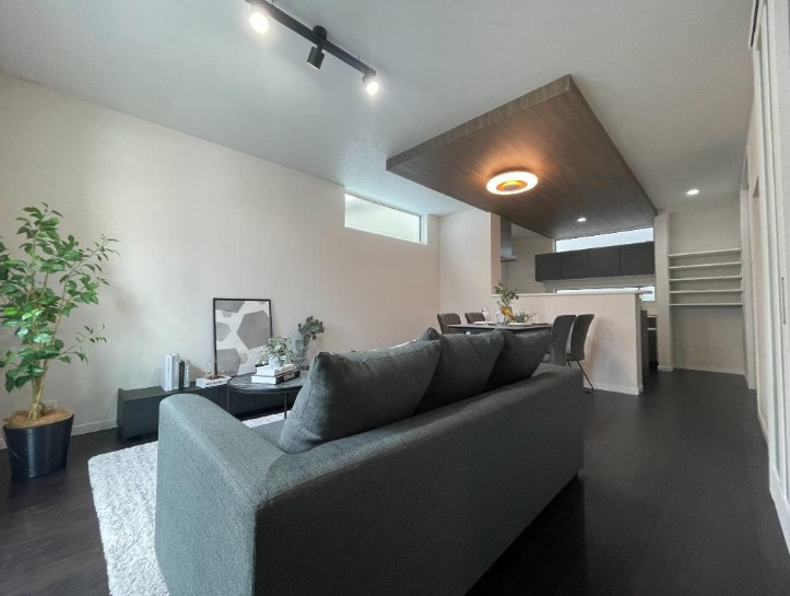 東成区神路　新築一戸建の居間・リビング