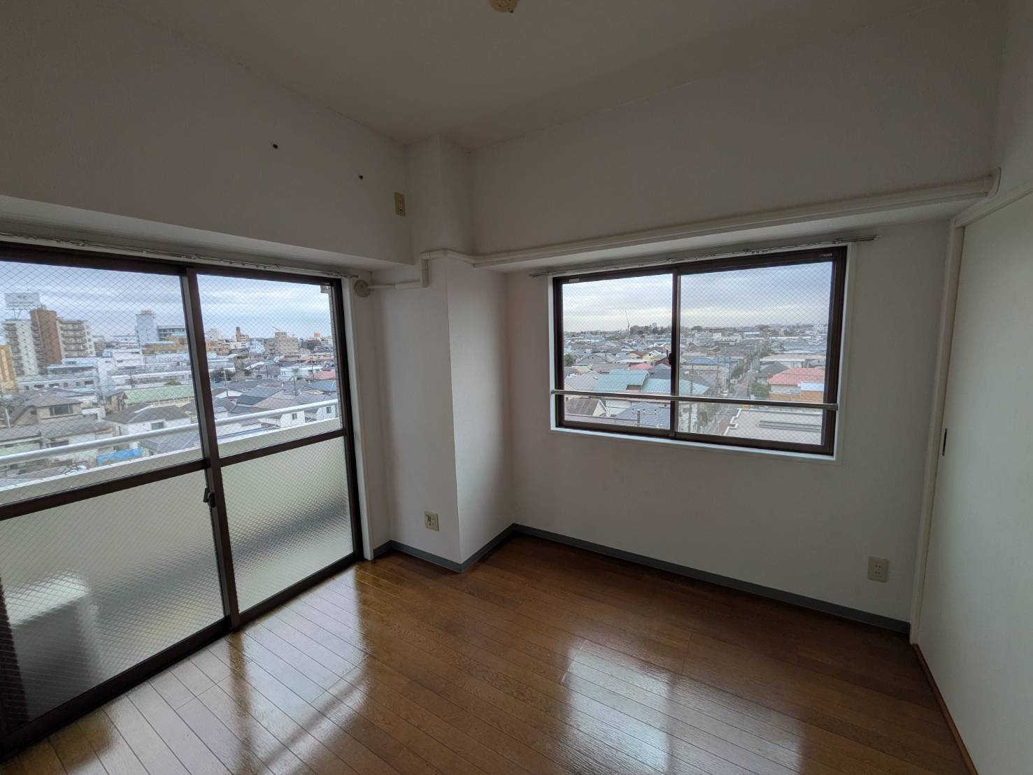 ハイリードセイフウの居間・リビング