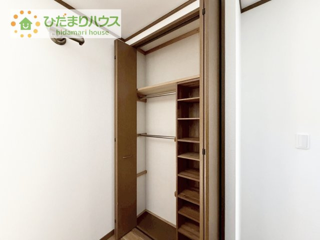 【収納】 | 常総市内守谷町きぬの里2丁目　中古戸建 | 家族みんなで共同で使える便利な廊下収納！