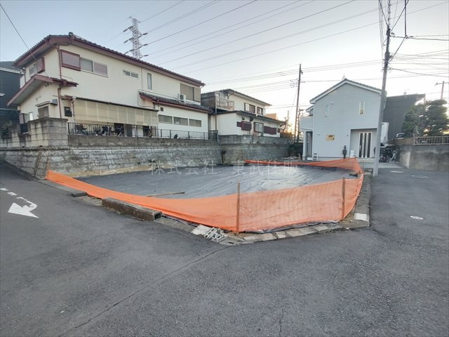 【前面道路含む現地写真】の画像
