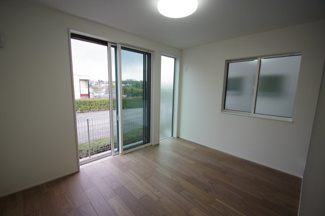 【寝室】 | 【仲介手数料無料！！】稲城市坂浜　新築戸建て（全11棟）11号棟　5480万円 | 主寝室7帖