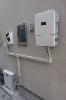 【設備】 | 【仲介手数料無料！！】稲城市坂浜　新築戸建て（全11棟）11号棟　5480万円 | 太陽光発電システム、蓄電池など