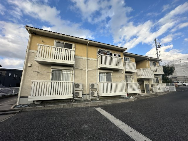 グリーンヒルズ吉原の外観
