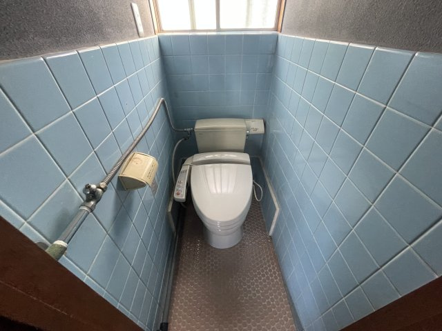 大網白里市木崎貸戸建のトイレ