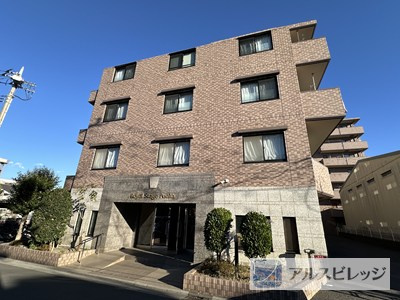 ロイヤルステージ朝霞の外観