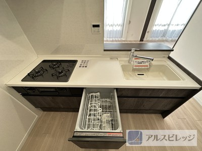 ロイヤルステージ朝霞のキッチン|食洗器付で効率アップ