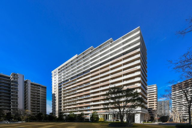 Park Village E棟 13階の外観