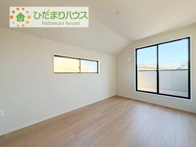 【寝室】 | 我孫子市寿4期　新築戸建　1号棟 | 広めの主寝室は、ベッドの他にもパソコンデスクやドレッサーなども置けちゃいます(*^-^*)