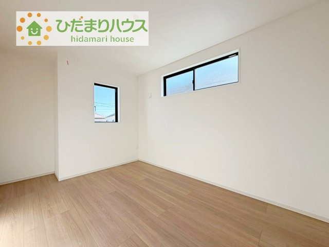 【洋室】 | 我孫子市寿4期　新築戸建　1号棟 | 机にベットを置けば子供部屋の完成です！