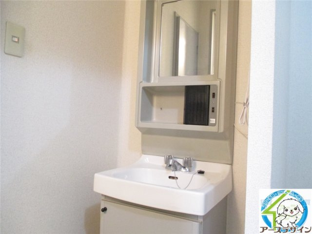 ハイツデアイの独立洗面台