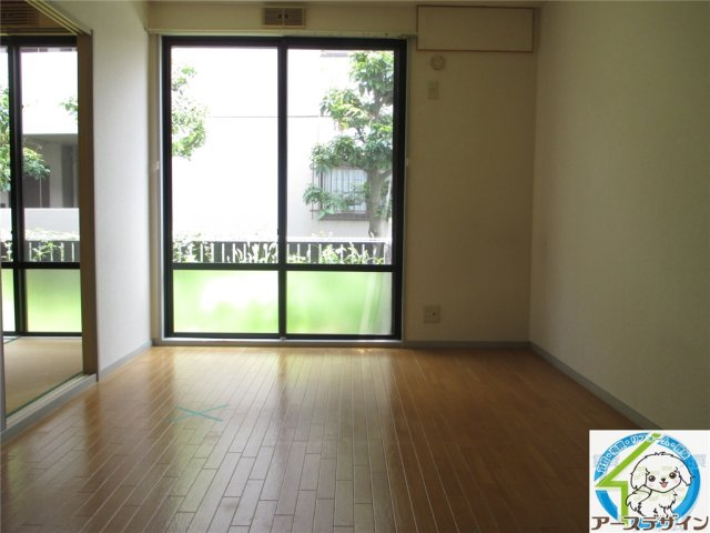 ハイツデアイの寝室