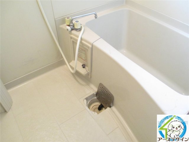 ハイツデアイの浴室