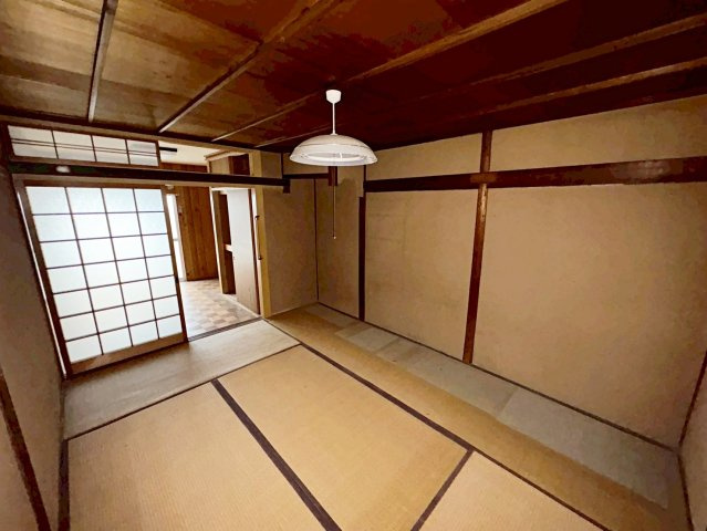 西ノ京南円町