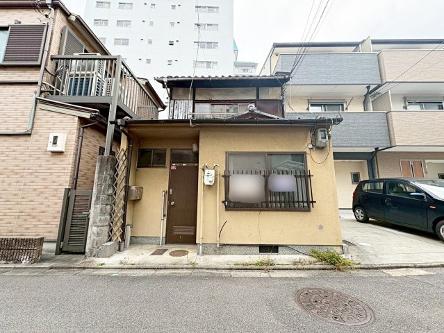 西ノ京南円町の外観