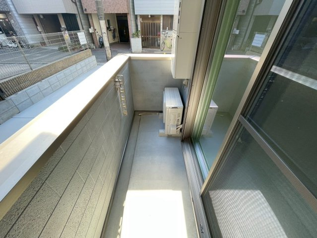 EIJU粉浜駅前のバルコニー