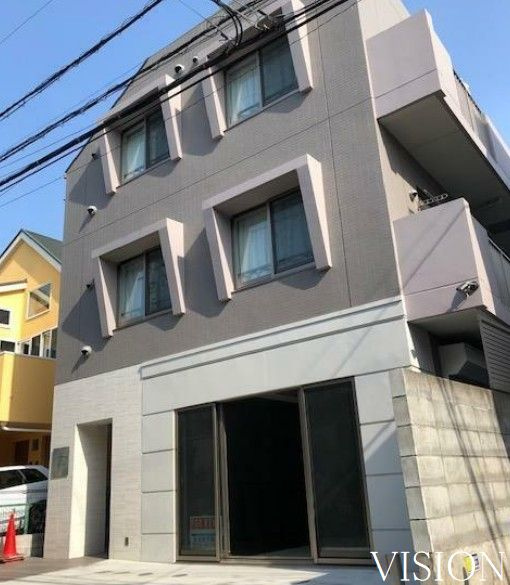 ルナ・オークラヤマの画像