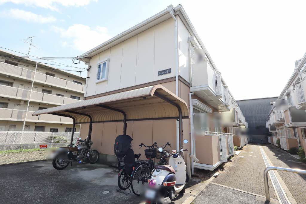 ラフォーレ弥生の外観