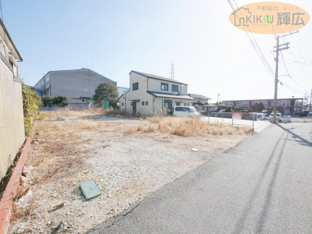 【外観】 | 加古川市野口町水足　土地 | 写真では上物有ですが現況更地です。