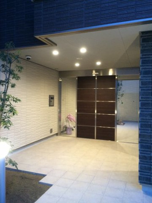 【エントランス】 | シャーメゾンけやき通り