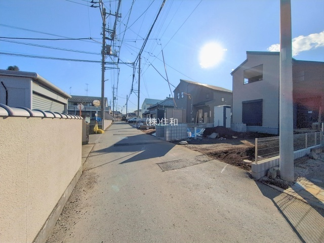 【新築分譲住宅】川越市寺尾第4期　の前面道路含む現地写真