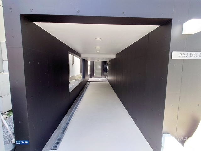 PRADO赤羽のエントランス|こちらが入口です☆