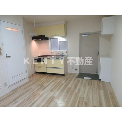 【居間・リビング】 | 三桃マンション | ゆったり過ごせる居間です