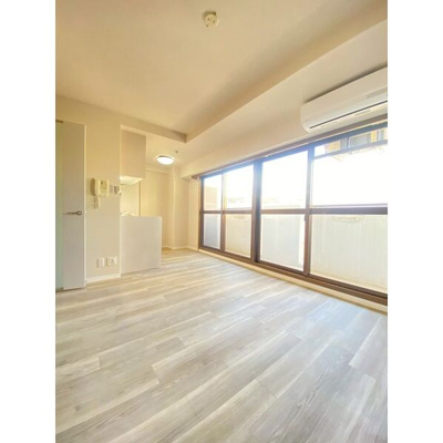 【洋室】 | パークモダン新大阪 | 広々とした洋室です